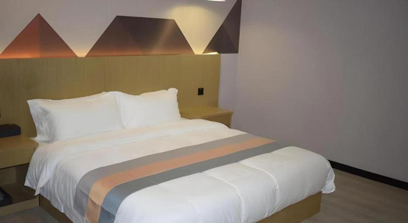 Borrman Shnaghai Baoshan Yangtai Road 3*